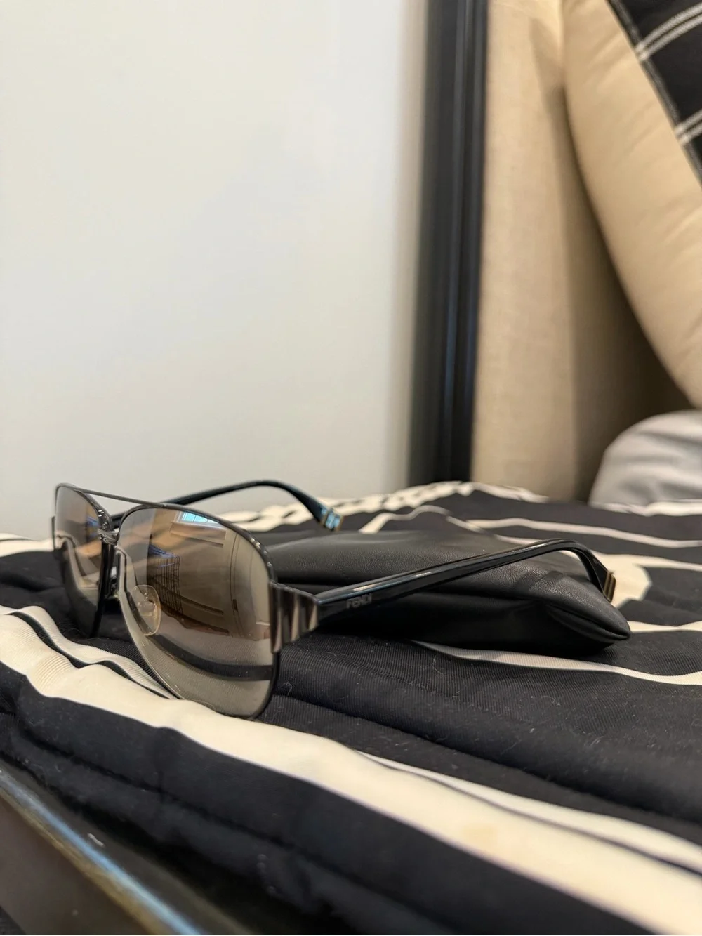 Fendi Black Sunglasses Temple Arm FF 0018/S